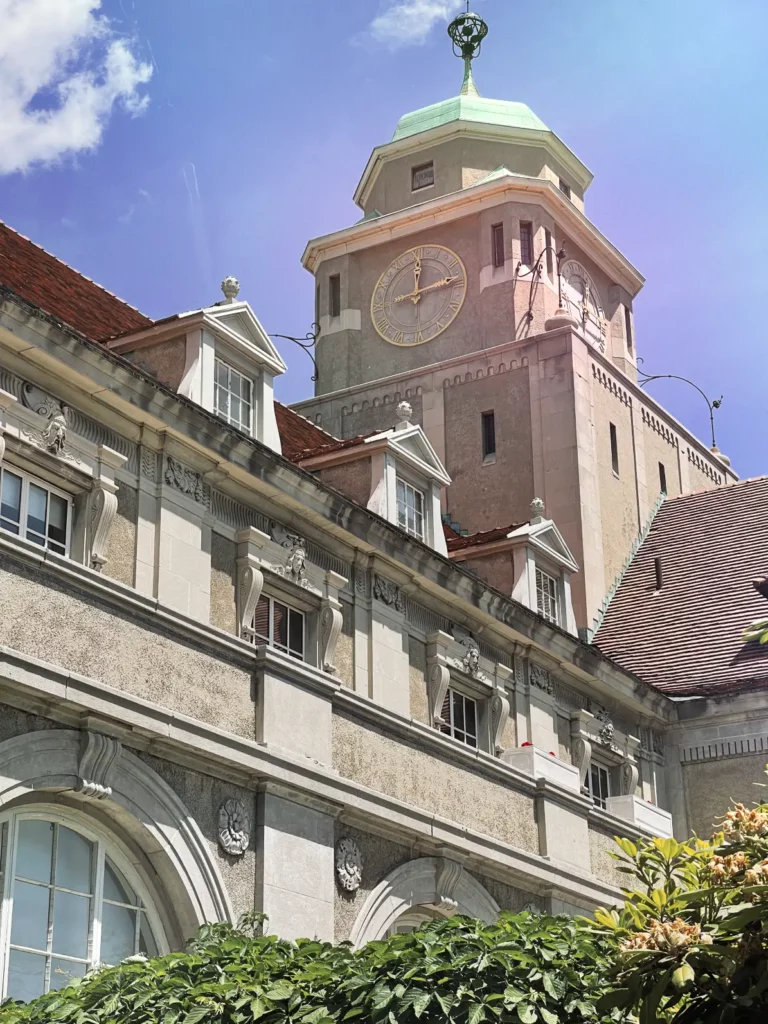 The Minda de Gunzburg Center for European Studies (CES)